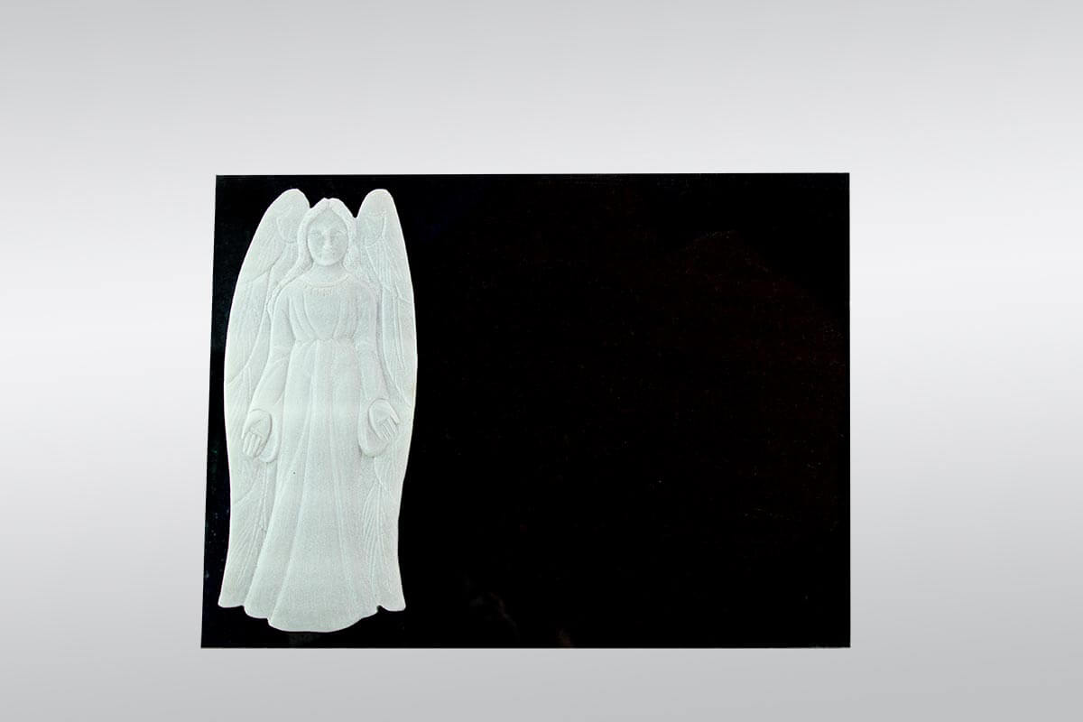 Placa de granito negro con aplicación de ángel de mármol blanco