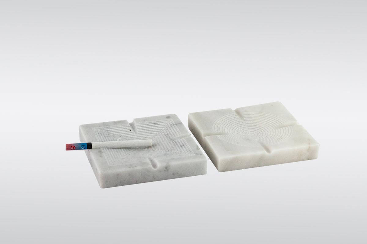 Cenicero de mármol blanco Carrara